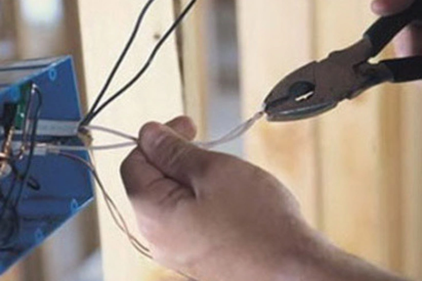 İsmayıllıda İşıq İdarəsinin işçisini elektirik cərəyanı vurması nəticəsində ölüb