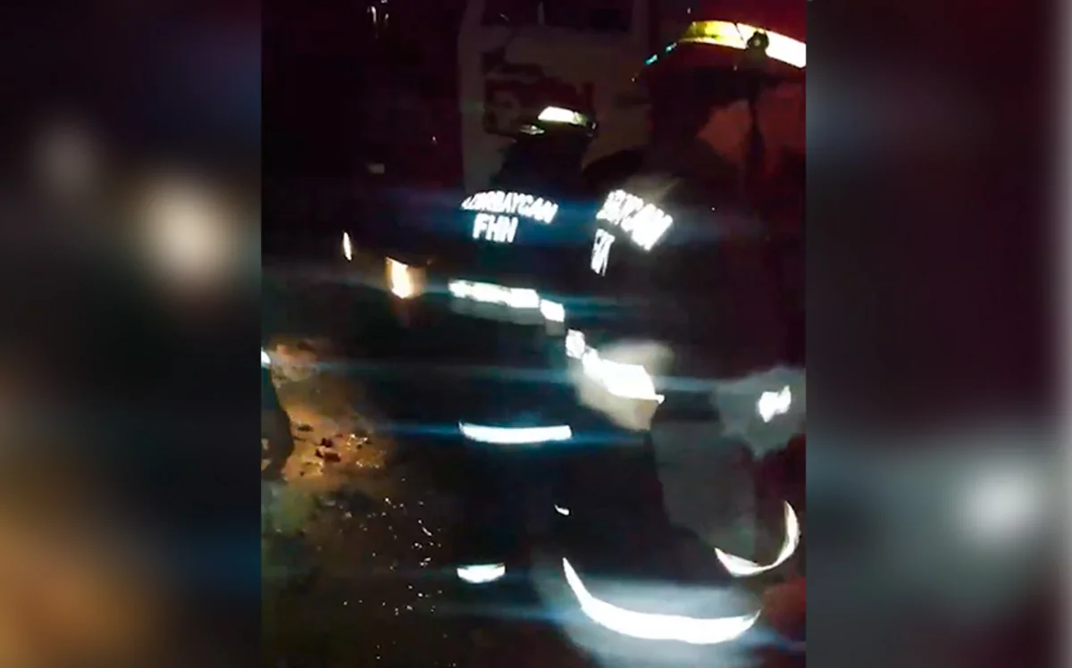 Xızıda bir neçə avtomobil dərəyə yuvarlanıb, 2 qadın köməksiz qalıb