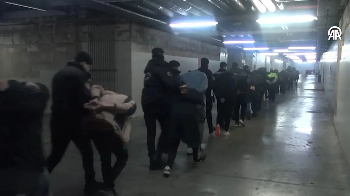 Türkiyədə kilsə və sinaqoqlara hücuma hazırlaşan 25 İŞİD üzvü həbs olunub