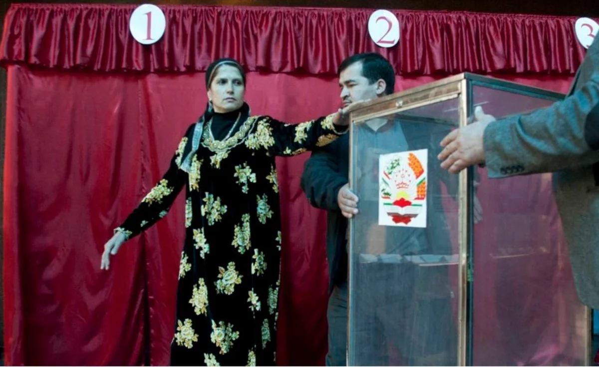 Tacikistanda parlament seçkiləri keçirilir