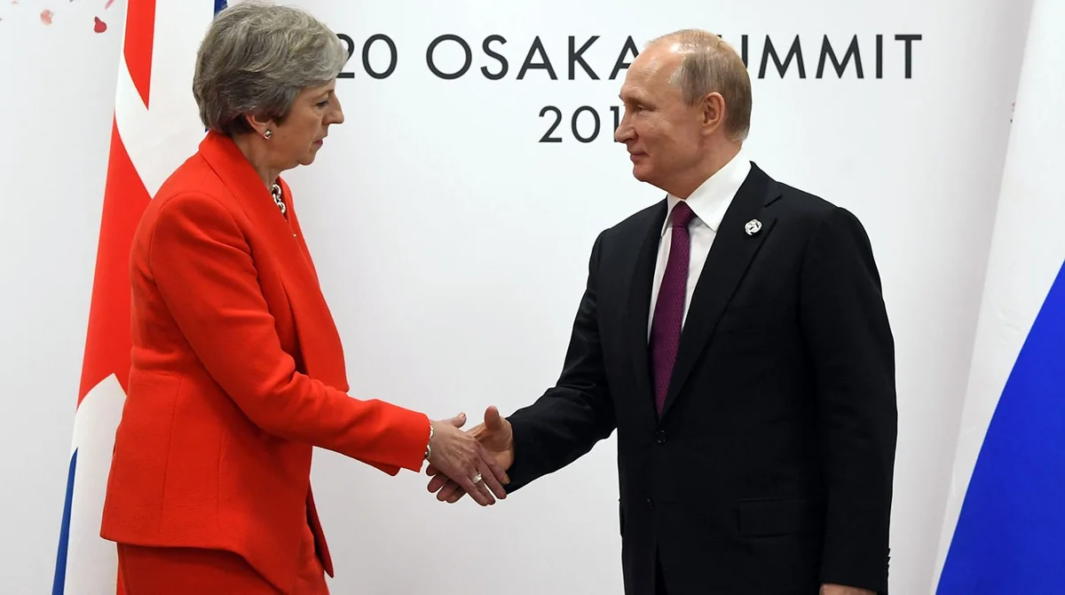 Böyük Britaniyanın baş naziri Rusiyaya ultimatum verib