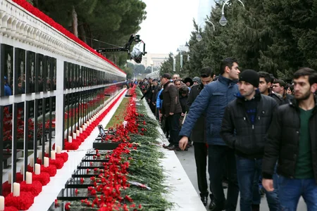 “Neftçi İdman Klubu” və Azərbaycan Cüdo Federasiyası Şəhidlər Xiyabanını ziyarət edib - FOTO