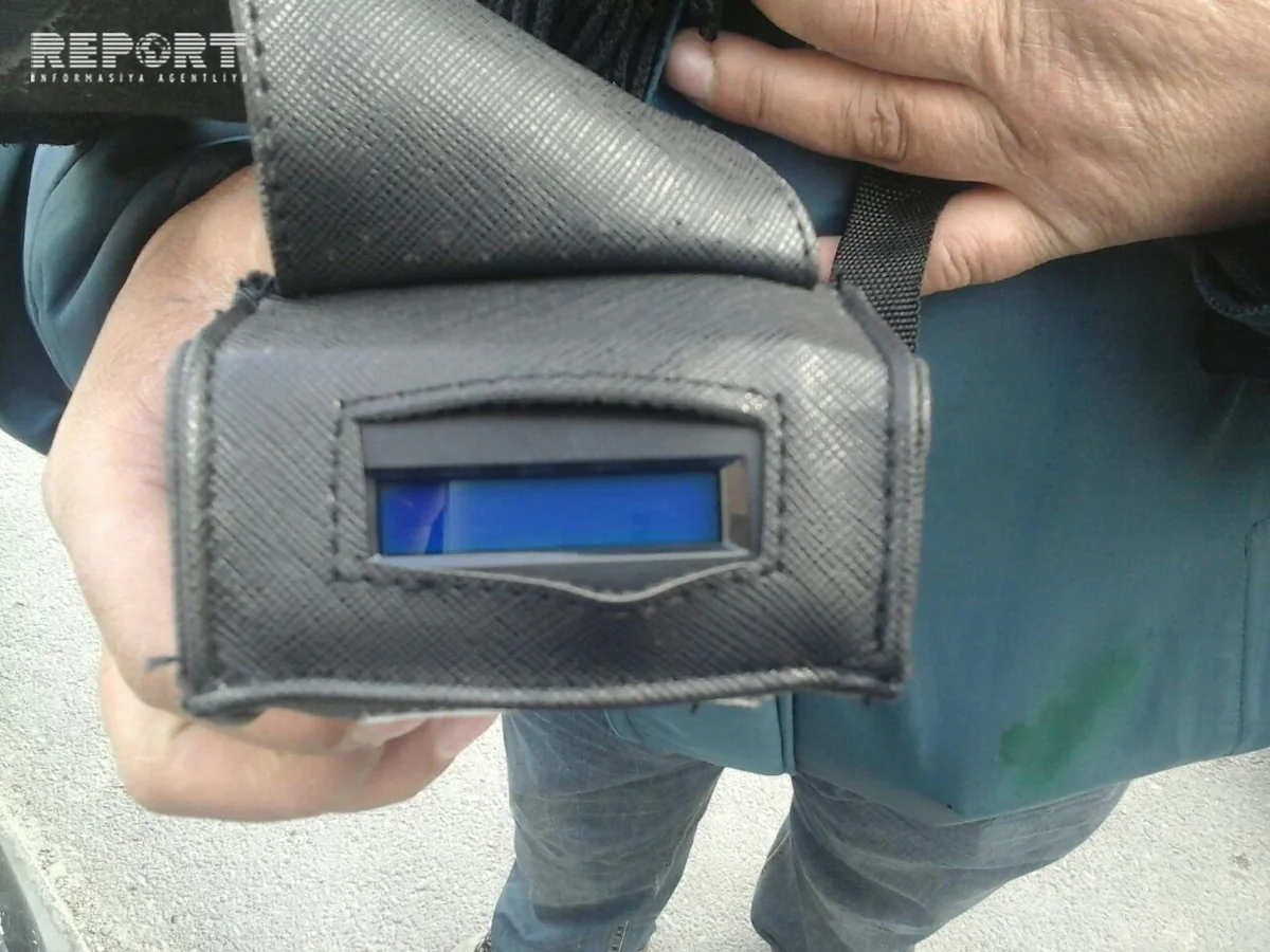 Bakıda avtomobil dayanacaqlarındakı nəzarətçilərə yeni cihazlar verilib - FOTO - ARAŞDIRMA