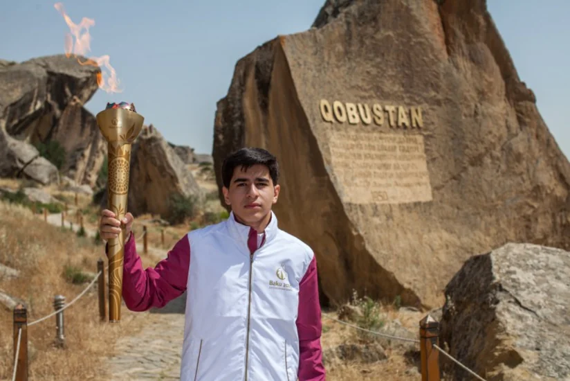 “Bakı-2015”in məşəli Qobustan Milli Tarix-Bədii Qoruğuna gətirildi
