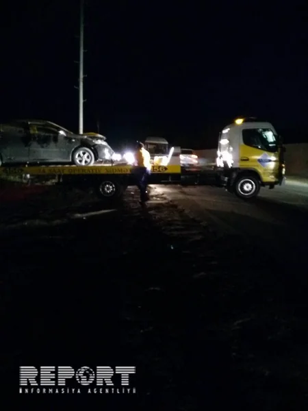 Abşeronda qadın sürücü qəza törədib, 4 nəfər yaralanıb - FOTO