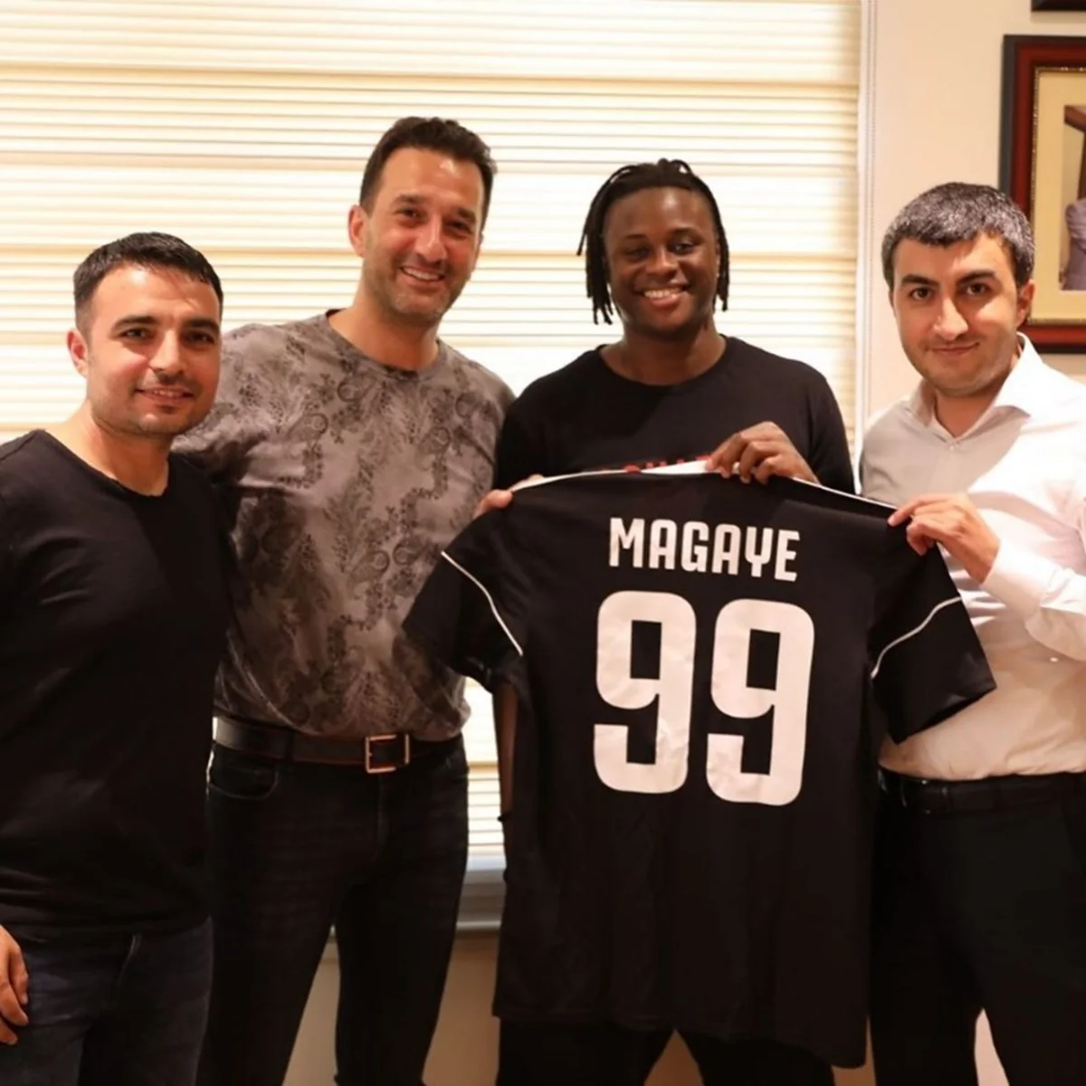 “Qarabağ” yeni transferini təqdim edib