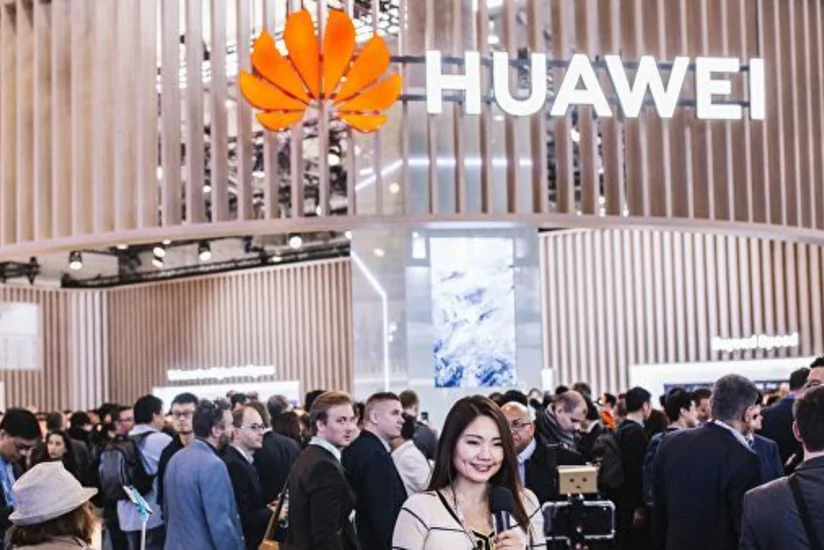 Несколько американских IT-компаний приостановили бизнес с Huawei