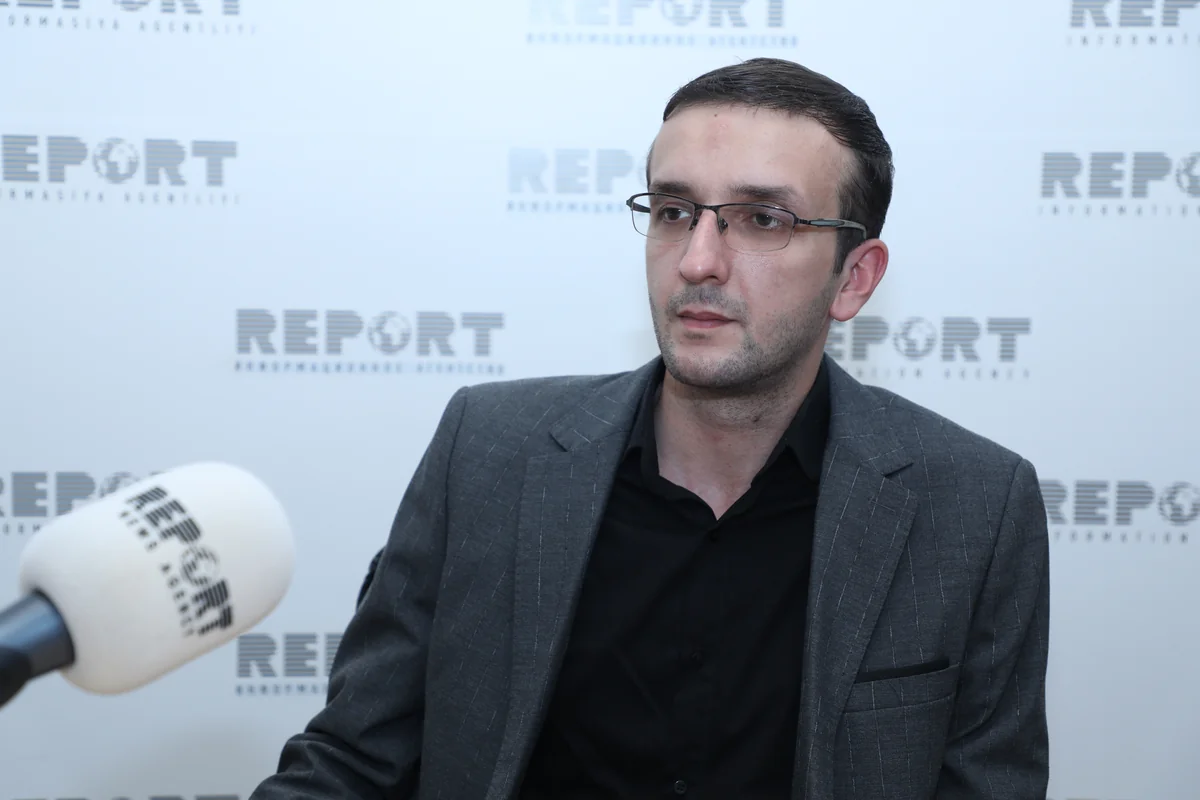 Bir zaman həmvətən idim sənə, indi - Vətənəm