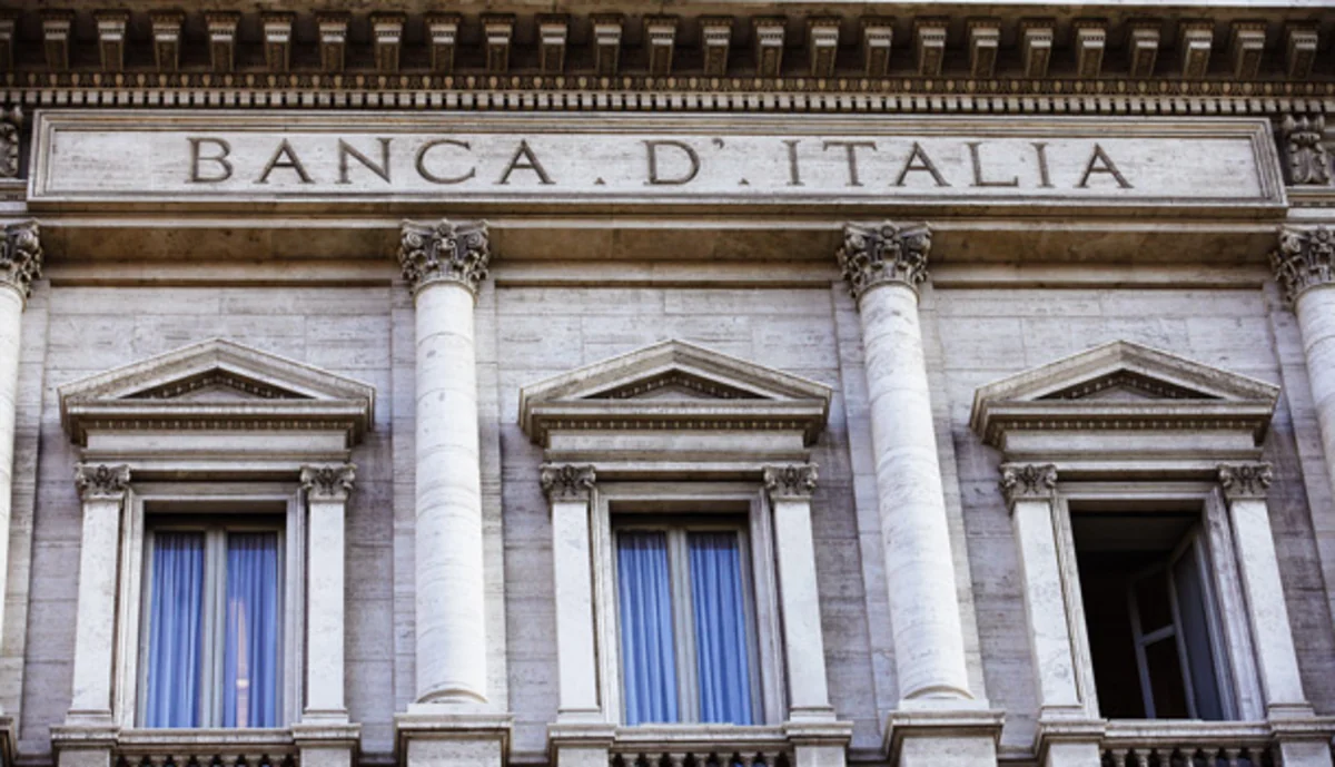 İtaliya banklarını milliləşdirir