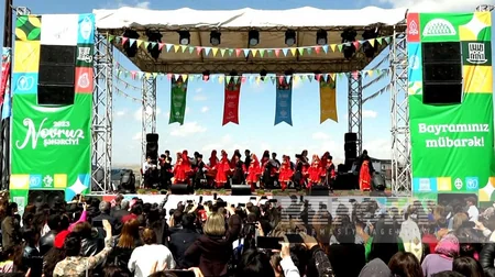 Naxçıvanda “Novruz şəhərciyi”nin ikinci günü - FOTOREPORTAJ