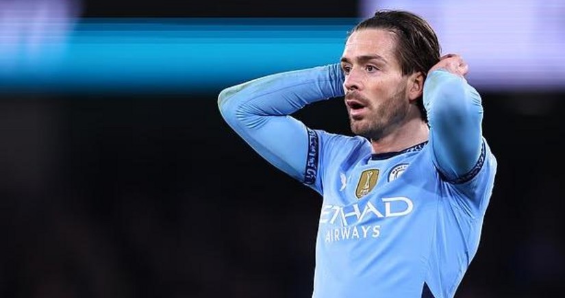 Napoli İngiltərə klublarının futbolçularını transfer etməyi planşlaşdırıb