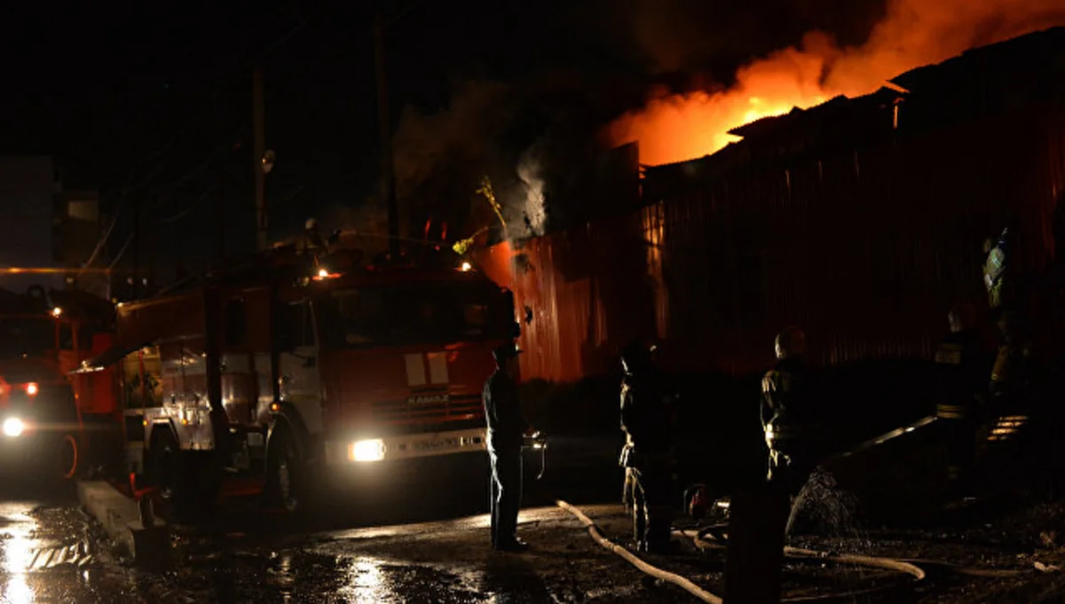 Moskva bazarlarından birində güclü yanğın baş verib
