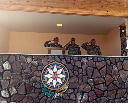 Birinci zabit komando başlanğıc kursunun buraxılış mərasimi keçirilib