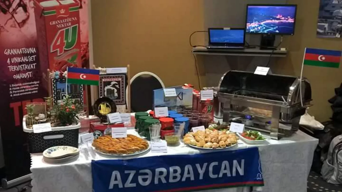 Azərbaycan səfirliyi Tallində keçirilən Milad bazarında iştirak edib