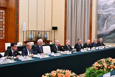 Azərbaycan Prezidenti Ümumçin Xalq Nümayəndələri Yığıncağının Daimi Komitəsinin Sədri ilə görüşüb - YENİLƏNİB