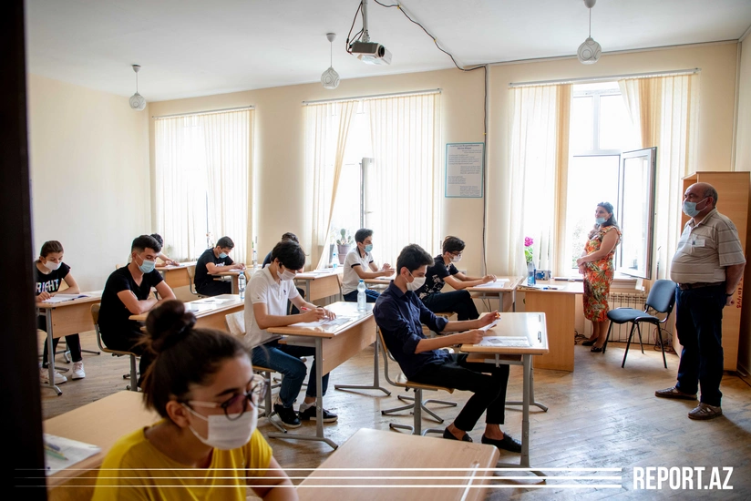 Bugünkü qəbul imtahanında iki nəfərdə telefon aşkarlanıb