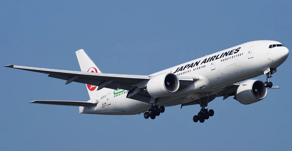 Plane flying to New York makes emergency landing in Tokyo
