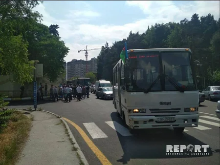 Bakıda marşrut avtobusu velosiped sürən gənci vuraraq öldürüb - FOTO