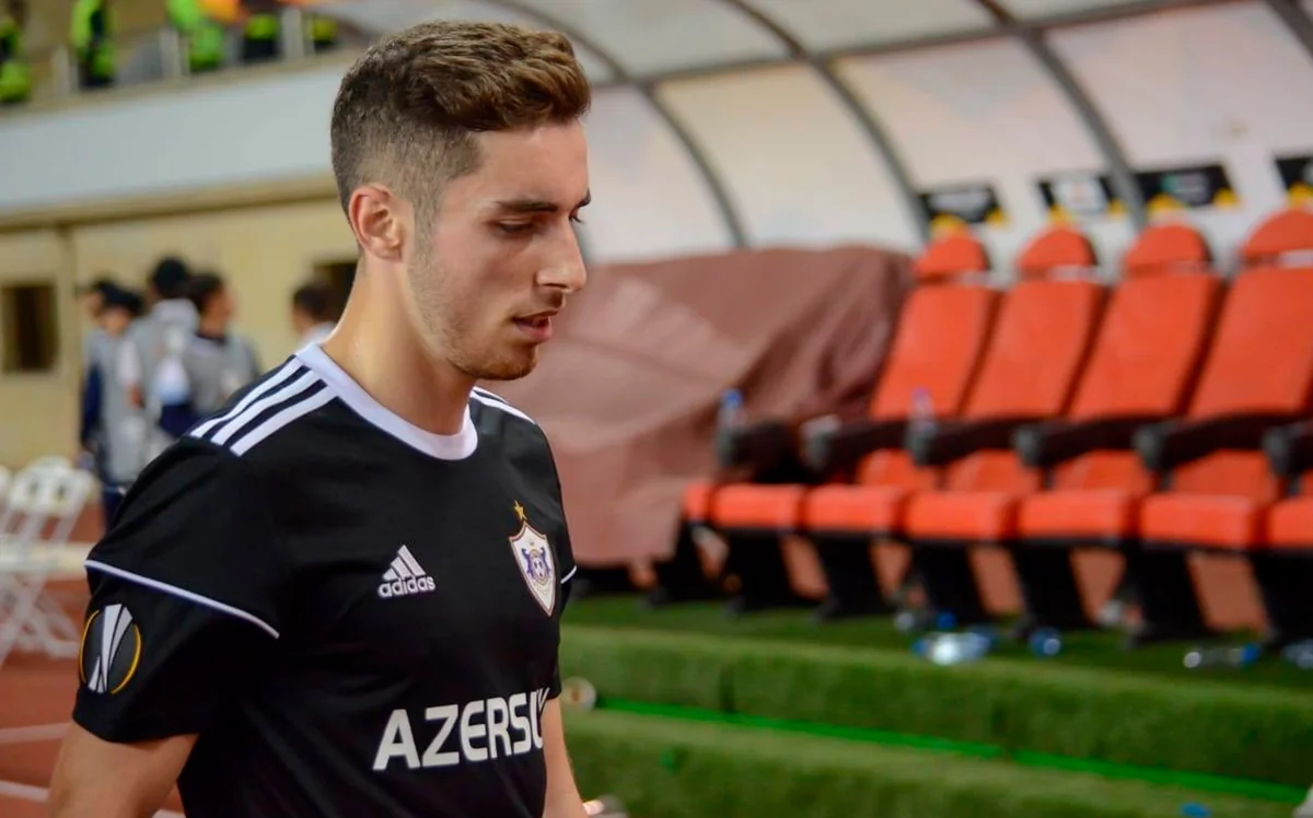 Ağdam klubu Azərbaycan millisinin futbolçusu ilə vidalaşıb