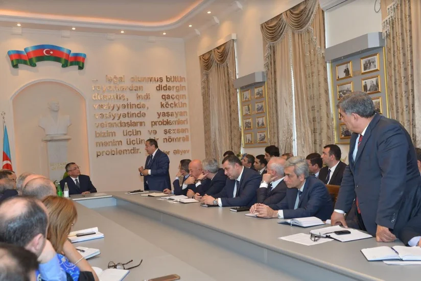 Dövlət Komitəsi: Yeni mənzillərə qəzalı binalarda məskunlaşmış məcburi köçkünlər köçürülməlidir