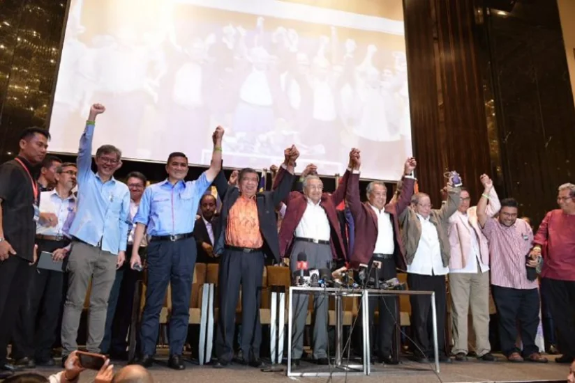 Malayziyada müxalifət ilk dəfə olaraq parlament seçkilərində qalib gəlib