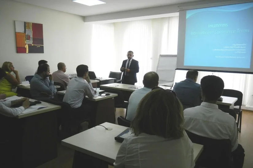 Bakıda sahibkarlar və menecerlər üçün treninq keçirilib
