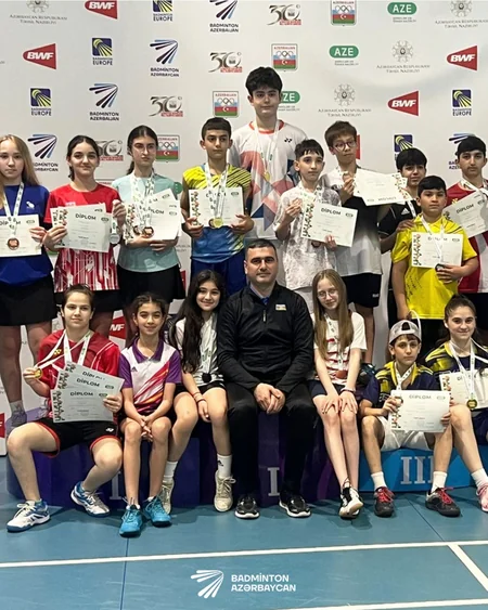 Badminton üzrə U-17 Azərbaycan birinciliyinin qalibləri müəyyənləşib