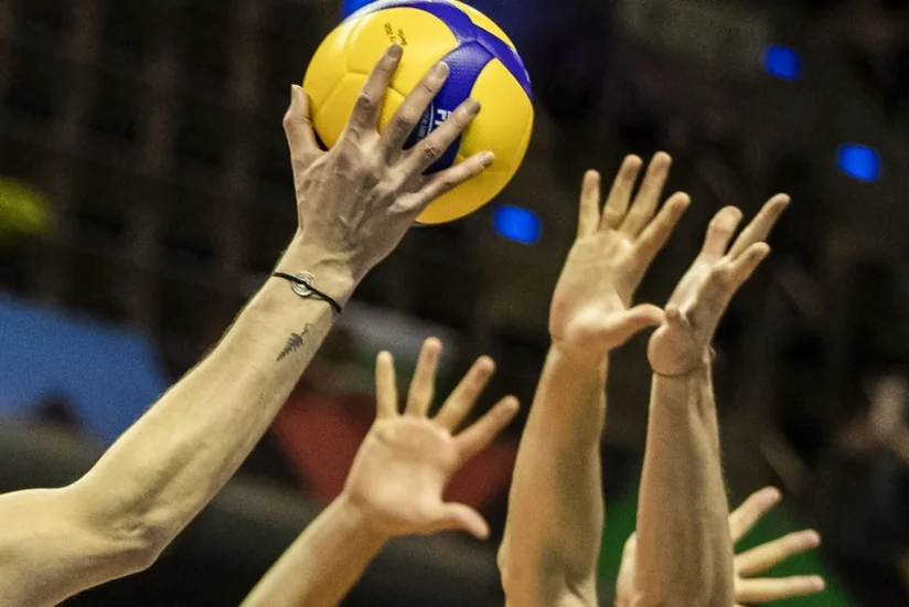 Azərbaycanın voleybol millisi Rumıniyaya uduzub