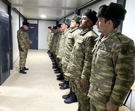 Laçında yerləşən hərbi hissələrin döyüş hazırlığı yoxlanılıb