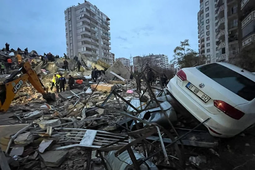 В Кахраманмараше спустя почти 108 часов после землетрясения спасли мужчину