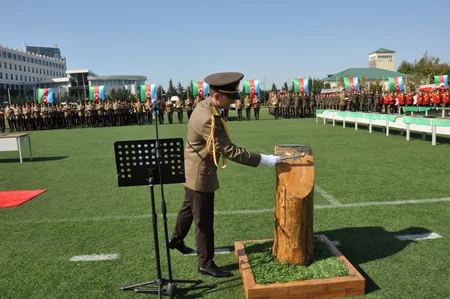 FHN-in Akademiyasında gənc kursantların andiçmə və buraxılış mərasimi olub
