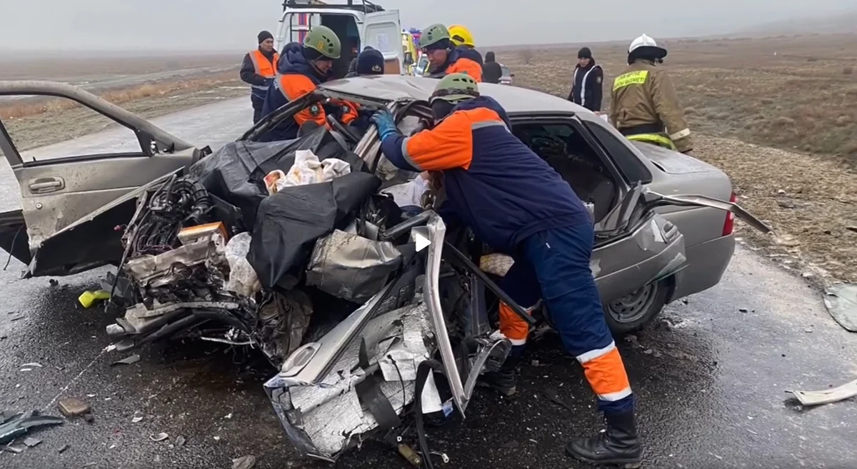 Тяжелое ДТП в Казахстане, погибли четыре человека