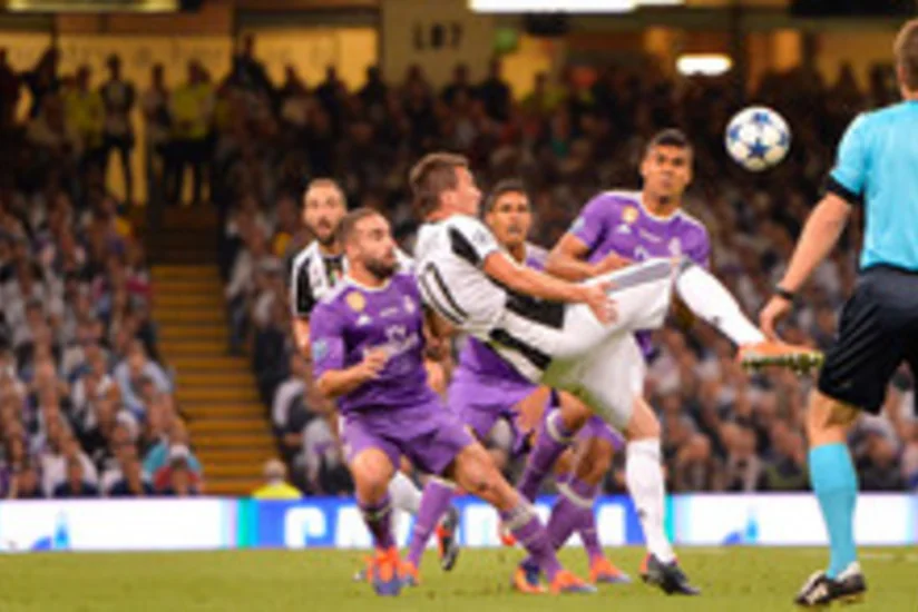 Болельщики выбрали лучший гол Лиги чемпионов - ВИДЕО