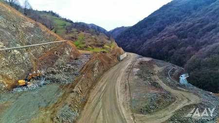 Toğanalı-Kəlbəcər-İstisu avtomobil yolunun və Murovdağ tunelinin inşası sürətlə davam etdirilir