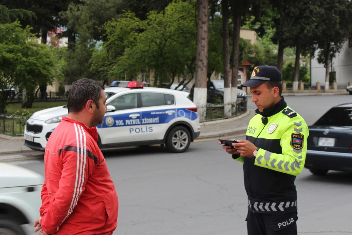 Zaqatalada piyada keçidlərindən istifadə etməyənlər barəsində inzibati tədbirlər görülüb