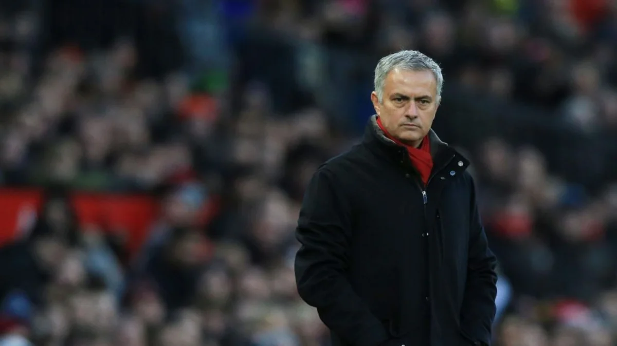 Joze Mourinyo Mançester Yunaytedi tərk edib