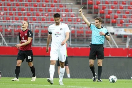 Игрок сборной Азербайджана попал в ДТП - ФОТО