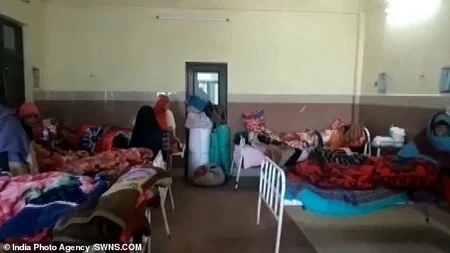 Hindistanda 65 yaşlı qadın ana olub - FOTO