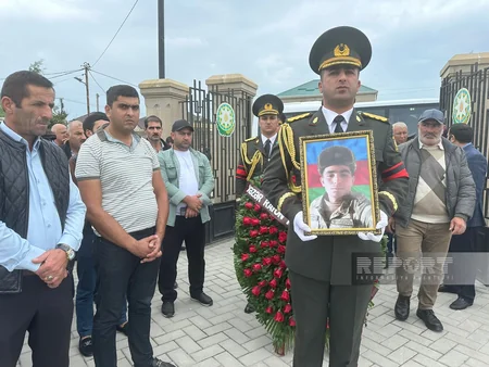 Avtoqəzada həlak olan hərbçi Binə Şəhidlər Xiyabanında torpağa tapşırılıb
