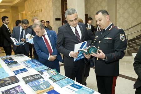 Vəkillər Kollegiyası ilə Polis Akademiyası arasında memorandum imzalanıb