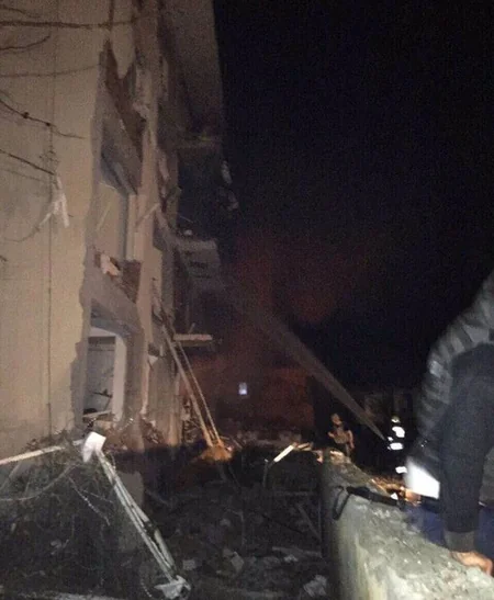 Türkiyədə polis bölməsinə hücum zamanı ölənlərin sayı beş nəfərə çatıb - FOTO - YENİLƏNİB 2