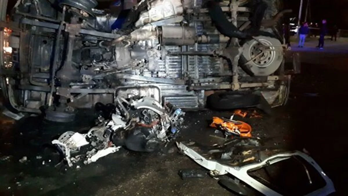 Çində avtobus qəzası olub, 6 nəfər ölüb, 30 nəfər yaralanıb