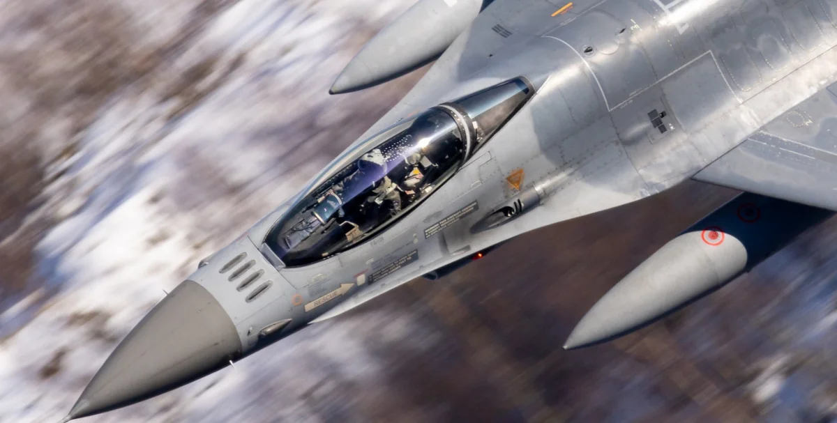 Netherlands, Denmark to train Ukrainian pilots 