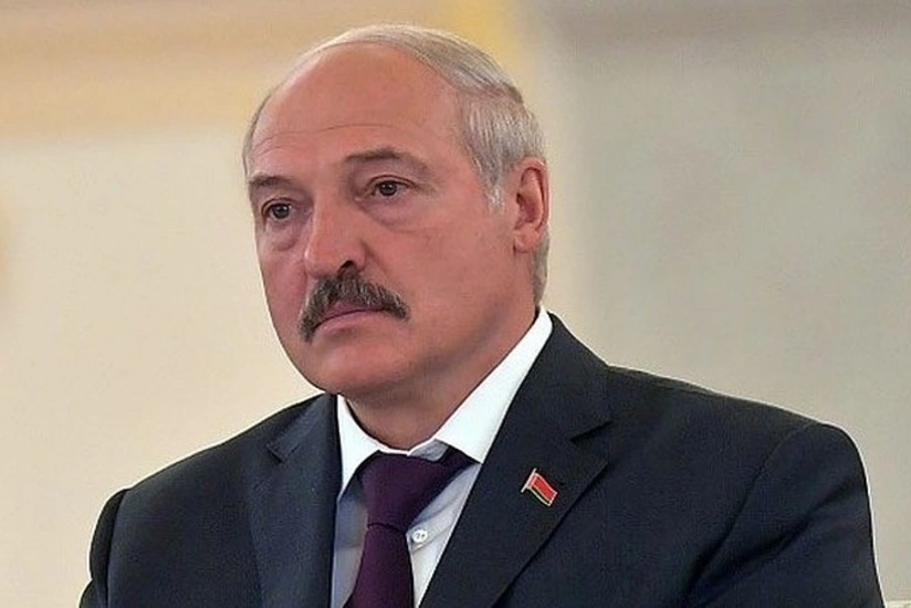 Lukaşenko Belarus konstitusiyasını dəyişmək niyyətində olduğunu açıqlayıb