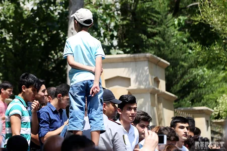 Exam excitement in Baku - PHOTO REPORT