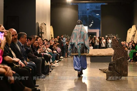 Azerbaijan's national costumes demonstrated at defile in Baku