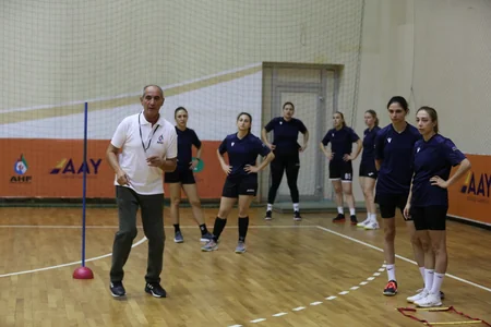 Azərbaycanın həndbol yığması Portuqaliya ilə oyunlara hazırlaşır