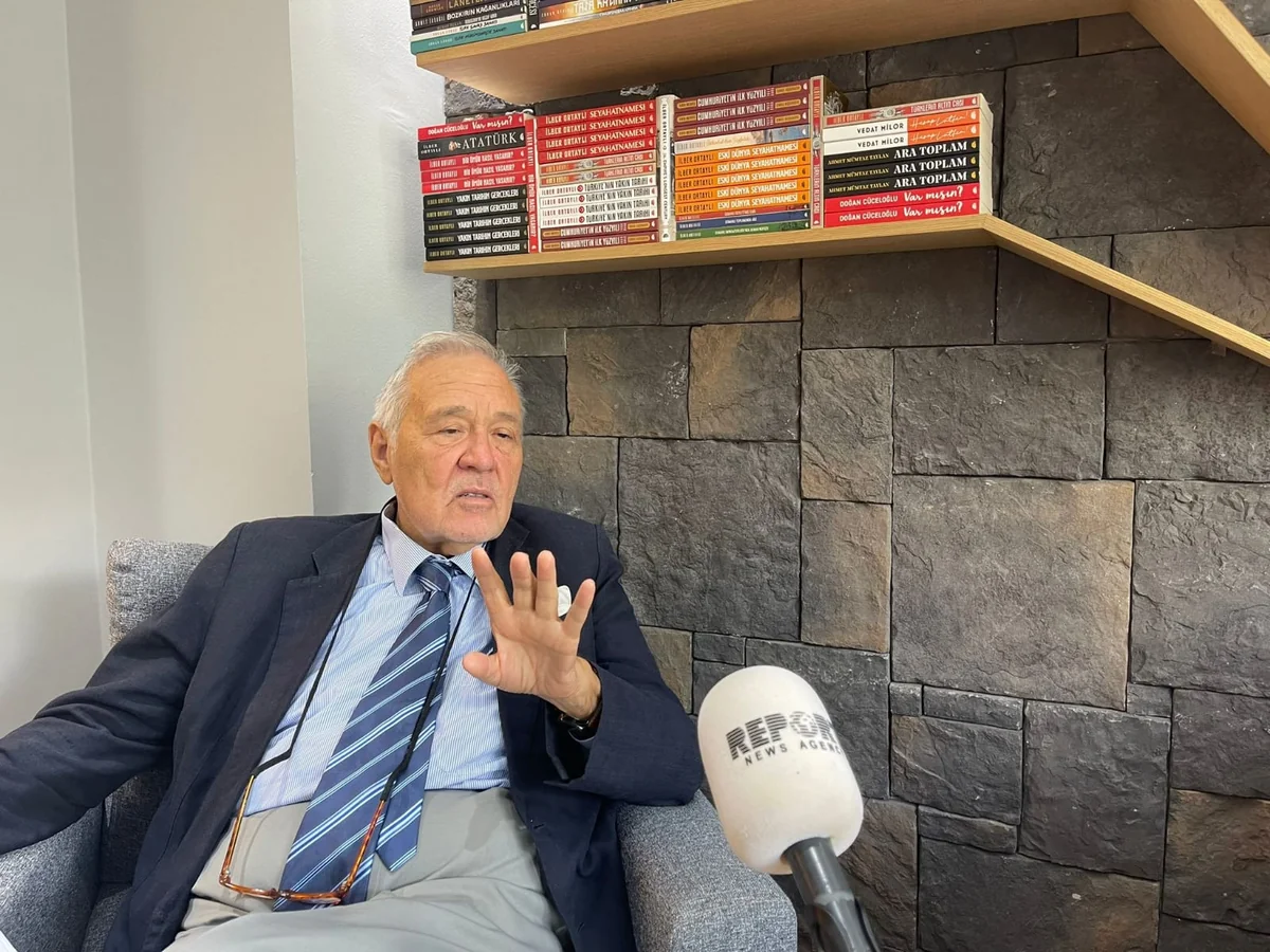 İlbər Ortaylı: Azərbaycan-Türkiyə qardaşlığı, eyni zamanda müttəfiqlik səviyyəsində inkişaf edib