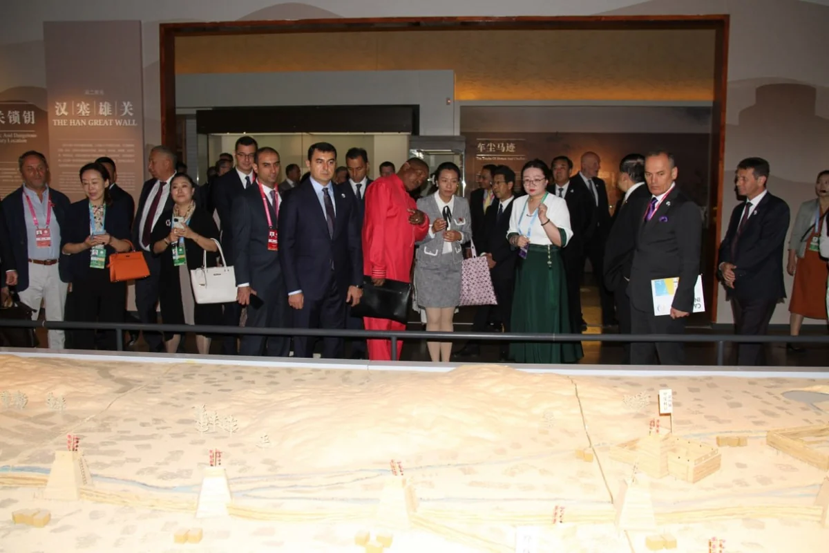 Çində VI Beynəlxalq İpək Yolu Sərgisi işə başlayıb