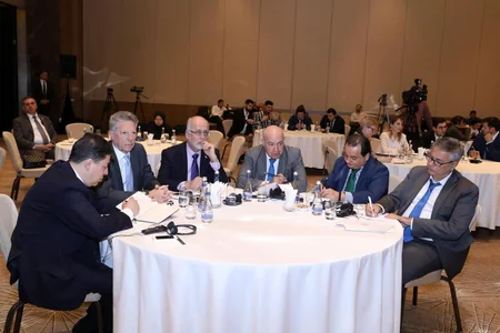 Diplomatik korpusun nümayəndələrinə Azərbaycanda aparılan sosial islahatlar barədə məlumatlar verilib